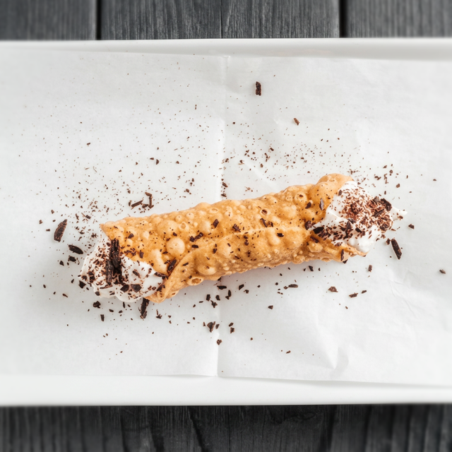 Cannoli.
